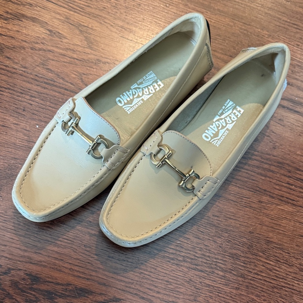 Salvatore Ferragamo Beige Loafers